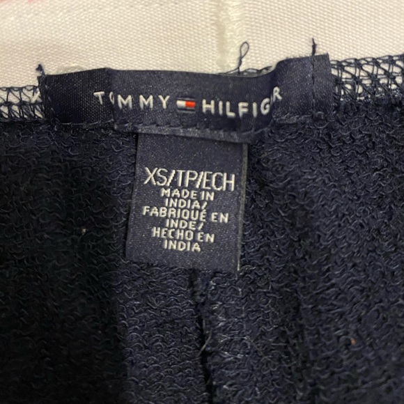 COPY - Tommy Hilfiger Sweatpants - Picture 2 of 4